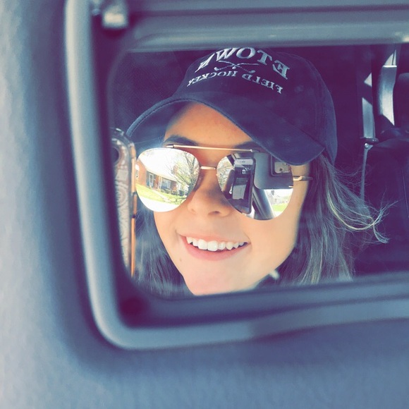 Meet your Posher, Emma - Picture 1 of 1